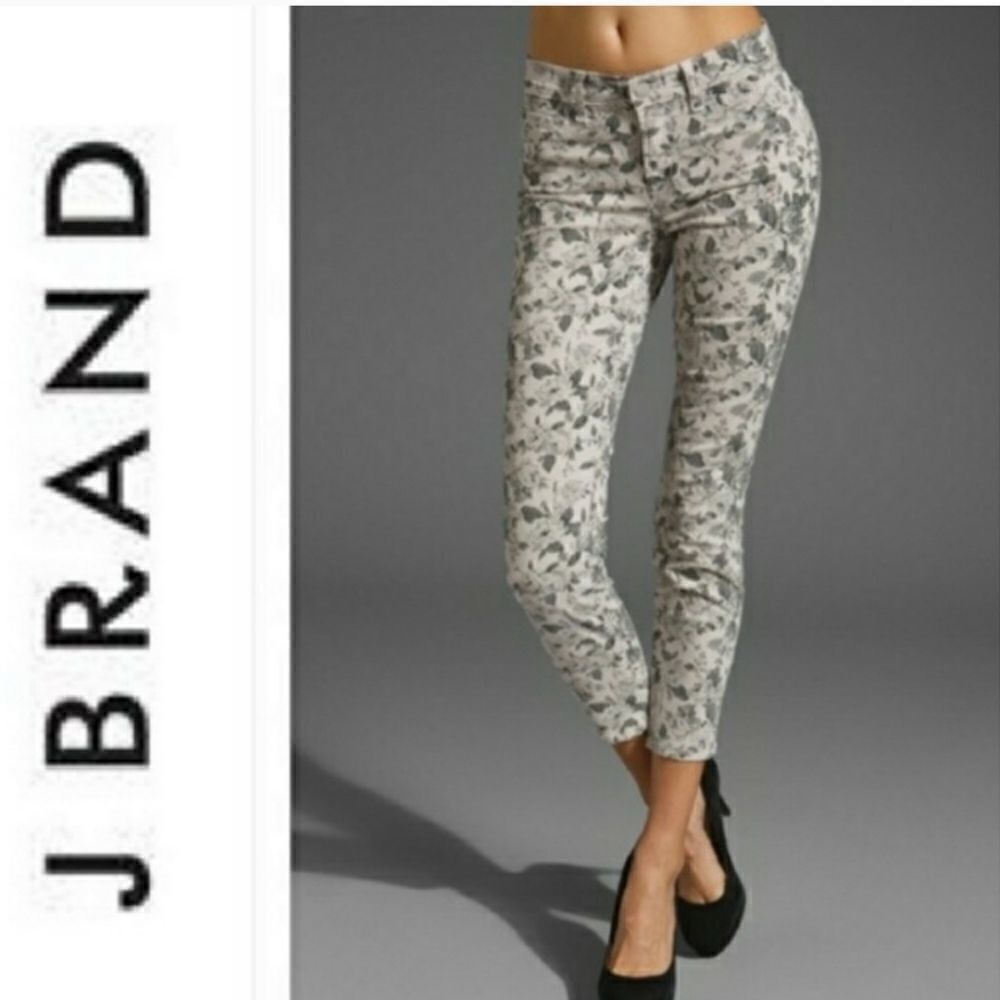 J. Brand Gray Floral Cropped Jeans | 25"